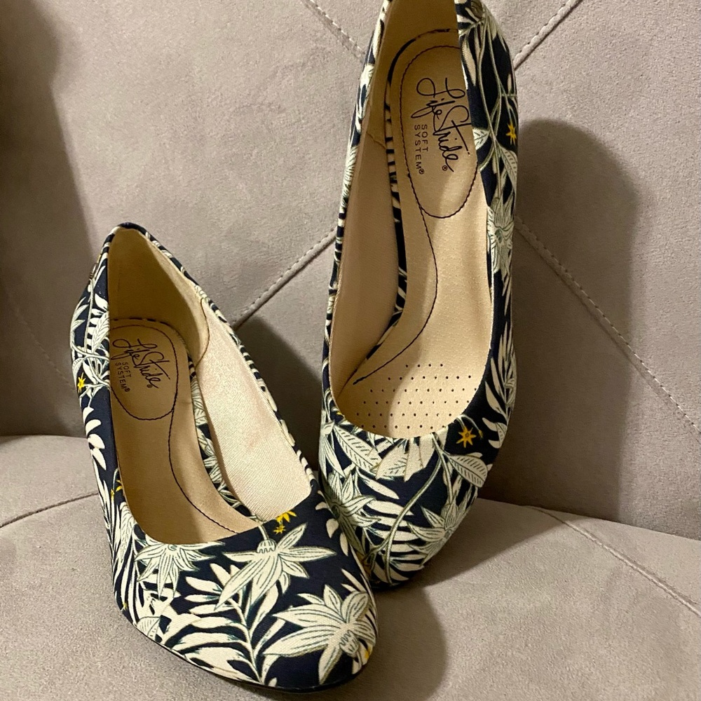 LifeStride  Parigi Navy Multi Pumps 8.5W